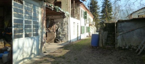 Casa de 5 habitaciónes en Piovà Massaia, Italy No. 79010 17