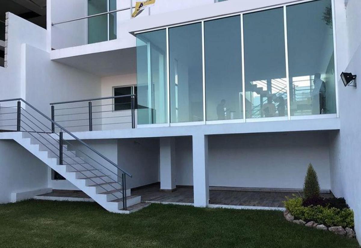 Casa de 3 dormitorios en Querétaro, Mexico No. 147754