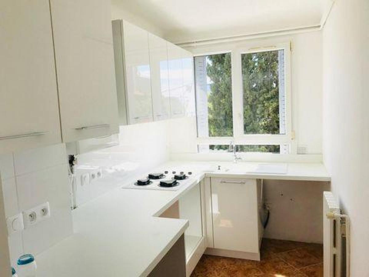 2 bedrooms Condo in Marseille, France No. 16230