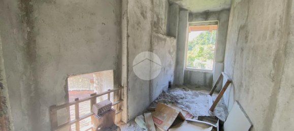 6 bedrooms House in Losine, Italy No. 378829 22