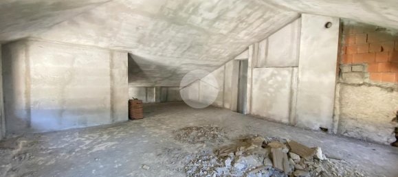 6 bedrooms House in Losine, Italy No. 378829 26