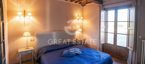 4 bedrooms House in Cortona, Italy No. 304434 16