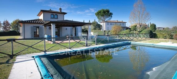 4 bedrooms House in Cortona, Italy No. 304434 3