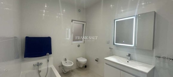 3 غرف نوم شقة في Marsaxlokk, Malta رقم 8247 8