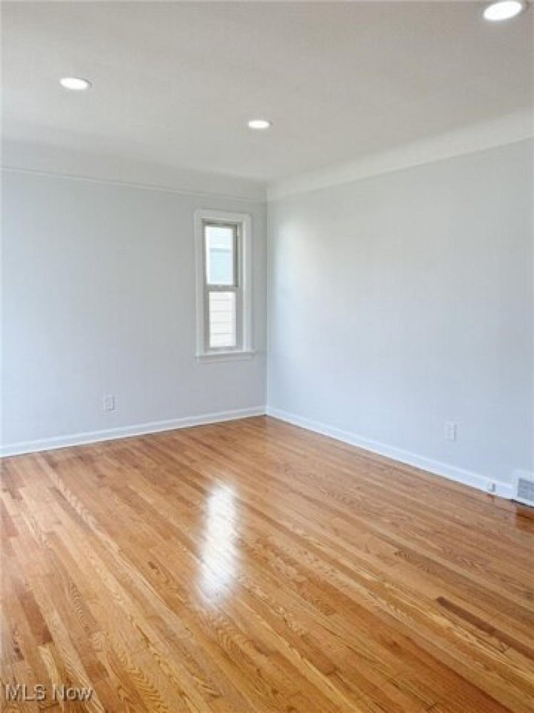 3 Schlafzimmer Haus in Cleveland, USA, Nr. 375414