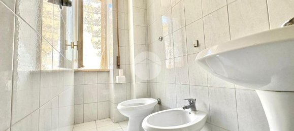 2 Schlafzimmer Wohnung in Naples, Italy, Nr. 329174 16