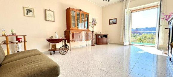 2 Schlafzimmer Wohnung in Naples, Italy, Nr. 329174 22