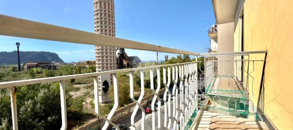 2 Schlafzimmer Wohnung in Naples, Italy, Nr. 329174 28