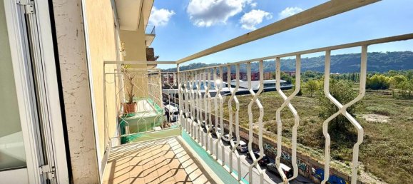 2 Schlafzimmer Wohnung in Naples, Italy, Nr. 329174 27