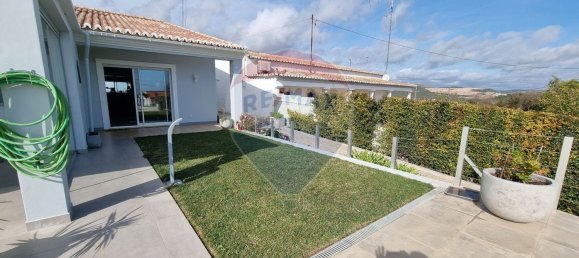 3 bedrooms House in Loule, Portugal No. 23287 5