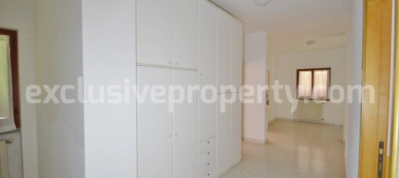 Villa de 3 dormitorios en Roccaspinalveti, Italy No. 329319 33