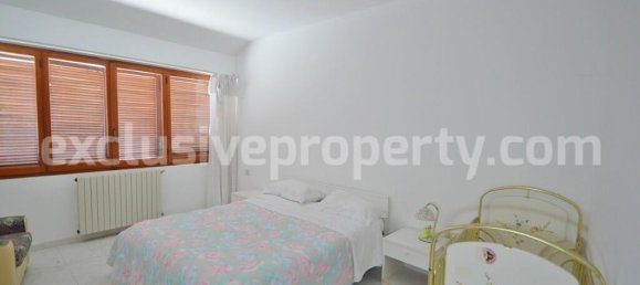 Villa de 3 dormitorios en Roccaspinalveti, Italy No. 329319 31