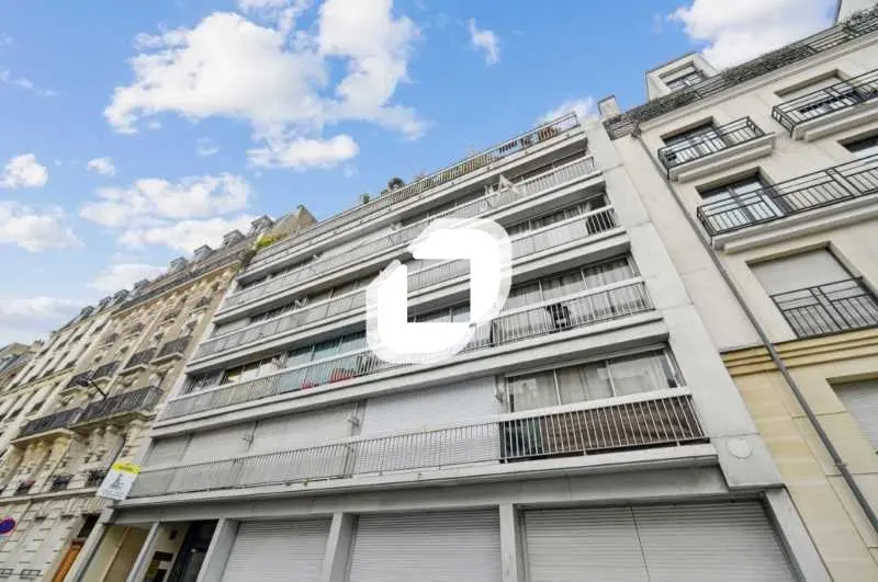 Escritório em Paris, France 400 m² N.º 346112