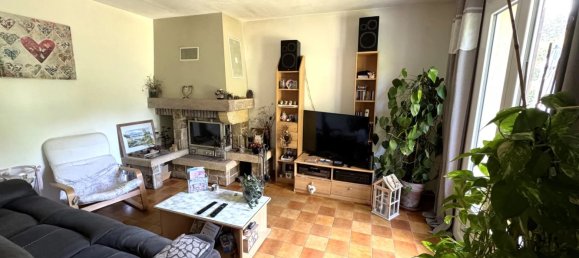 Casa de 3 dormitorios en Tracy-le-Val, France No. 251714 5