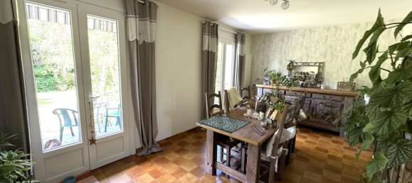 Casa de 3 dormitorios en Tracy-le-Val, France No. 251714 2