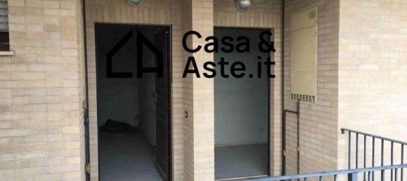 3 rooms Apartment in Morrovalle, Italy No. 18987 6