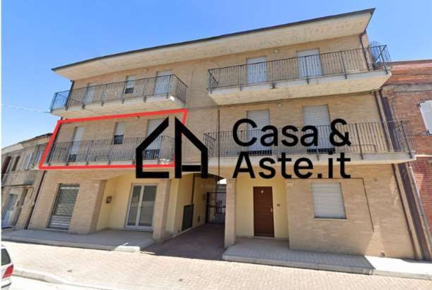 3 rooms Apartment in Morrovalle, Italy No. 18987