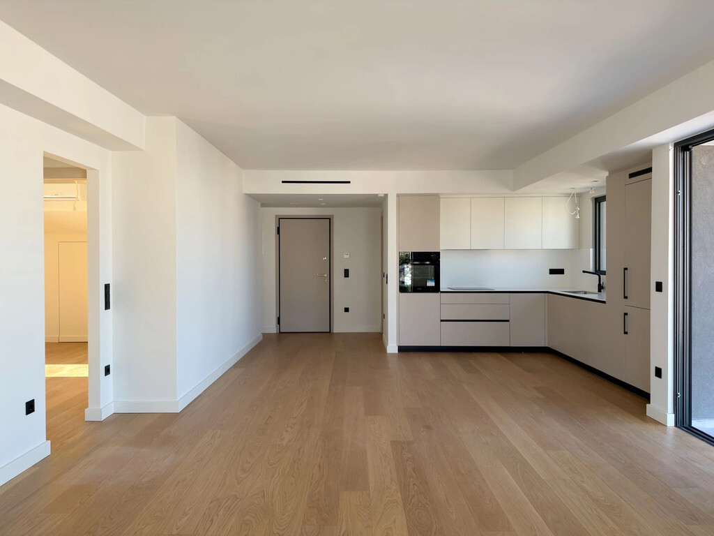 3 bedrooms Property in Alimos, Greece No. 53809