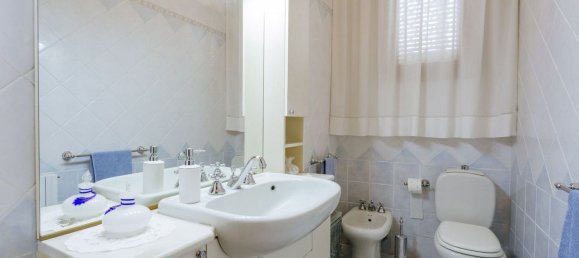 4 bedrooms House in Bagnoli di Sopra, Italy No. 356931 16