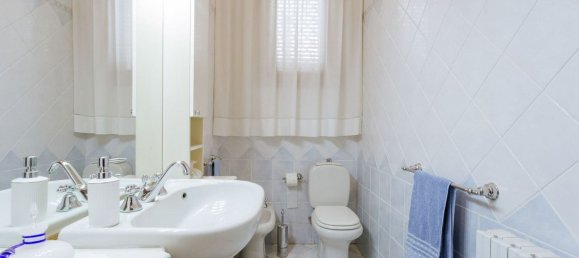 4 bedrooms House in Bagnoli di Sopra, Italy No. 356931 15