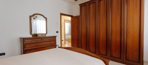4 bedrooms House in Bagnoli di Sopra, Italy No. 356931 19