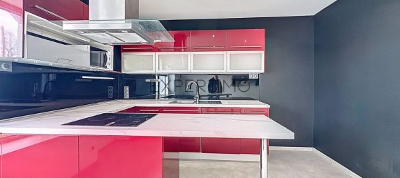 4 bedrooms House in Sermoyer, France No. 267060 4