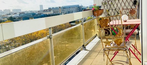 3 bedrooms Apartment in Clichy, France No. 180816 10