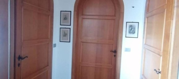 Ático de 5 habitaciónes en Follonica, Italy No. 84000 12