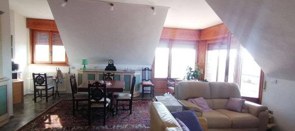 Ático de 5 habitaciónes en Follonica, Italy No. 84000 9