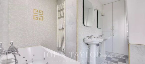 12 غرف نوم فندق في Paris, France رقم 180709 17