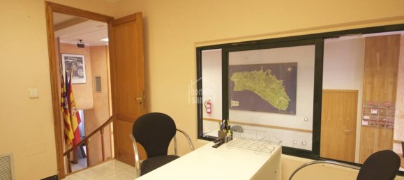 130m² Commercial property in Mahon, Spain No. 5267 8