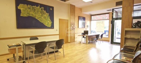 130m² Commercial property in Mahon, Spain No. 5267 9