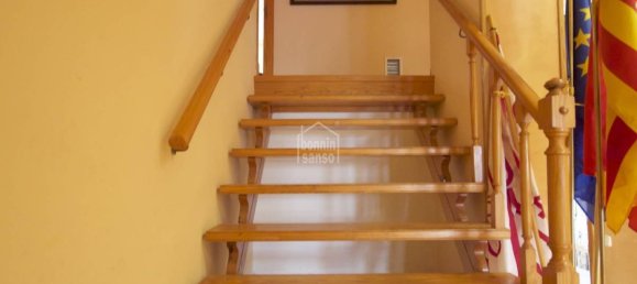 130m² Commercial property in Mahon, Spain No. 5267 11