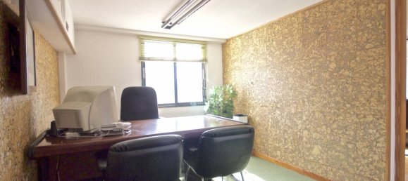 130m² Commercial property in Mahon, Spain No. 5267 12