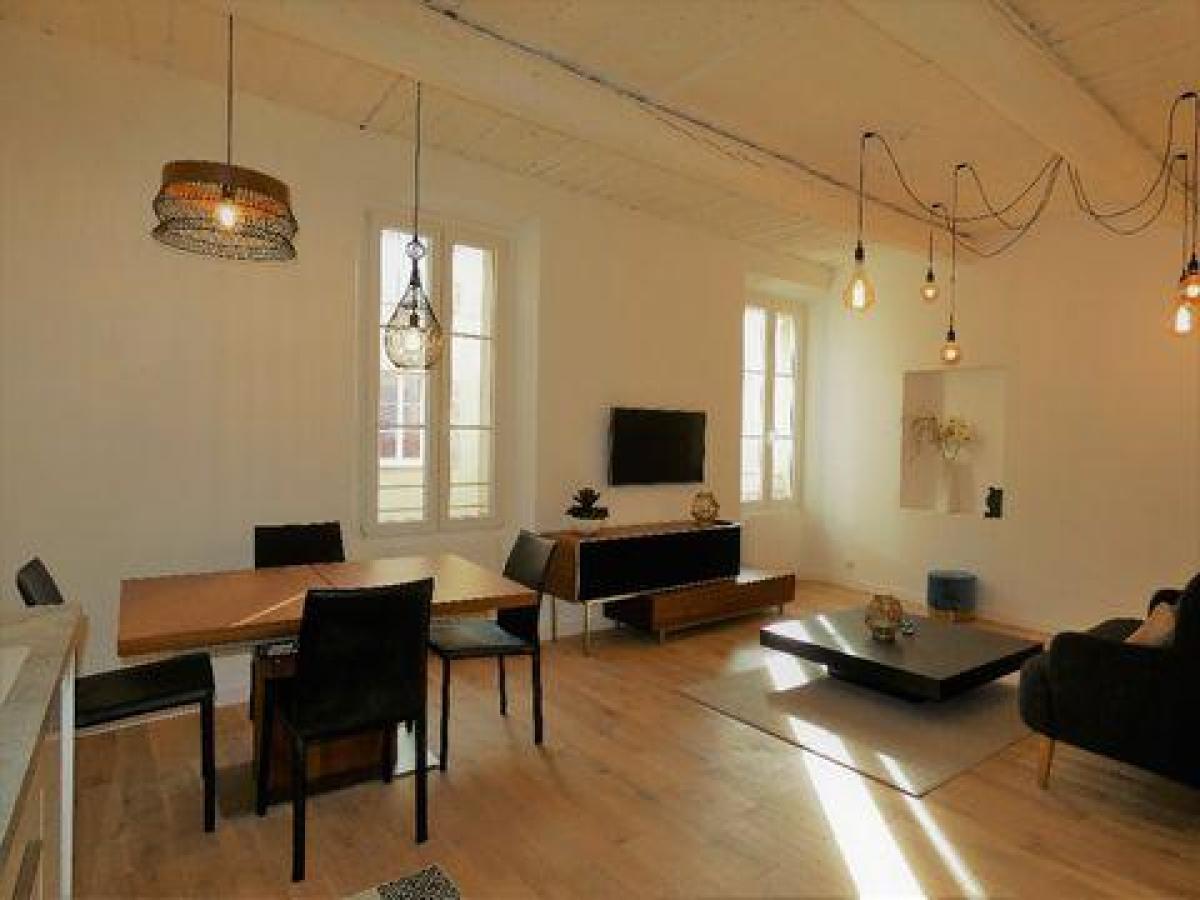 2 bedrooms Condo in Cannes, France No. 14564