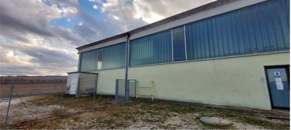 Armazém em Sernaglia della Battaglia, Italy 3700 m² N.º 299779 7