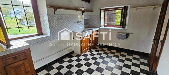 2 Schlafzimmer Haus in Les Combes, France, Nr. 207822 4