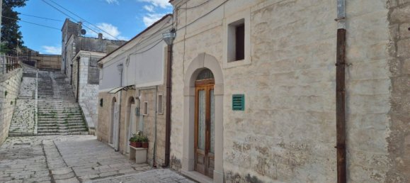 Квартира с 1 спальней в Минервино Мурдже, Италия № 272249 2