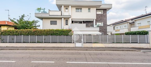 Apartamento de 2 dormitorios en Lainate, Italy No. 268820 2