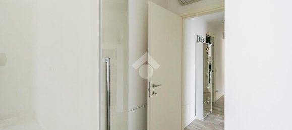 Apartamento de 2 dormitorios en Lainate, Italy No. 268820 20