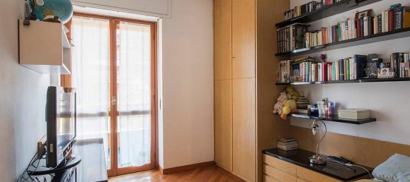 5-salle Appartement à Segrate, Italy No. 82850 9