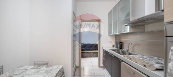 3 bedrooms Apartment in Trezzano Rosa, Italy No. 323735 6