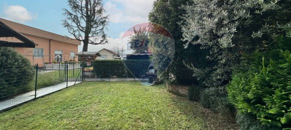 3 bedrooms Apartment in Trezzano Rosa, Italy No. 323735 25