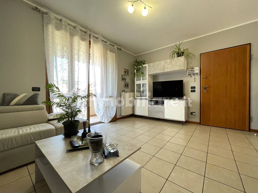 2 غرف نوم شقة في Capriolo, Italy رقم 259440