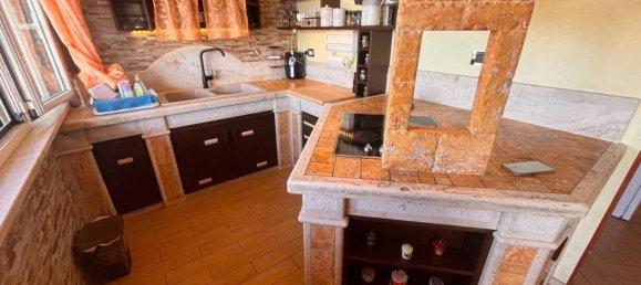 2 bedrooms Apartment in Anzio, Italy No. 265288 2