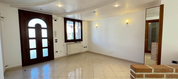 Casa de 5 divisões em Chioggia, Italy N.º 120875 2