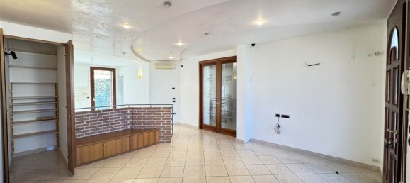 Casa de 5 divisões em Chioggia, Italy N.º 120875 3