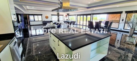 3 bedrooms Condo in Pattaya, Thailand No. 16000 2