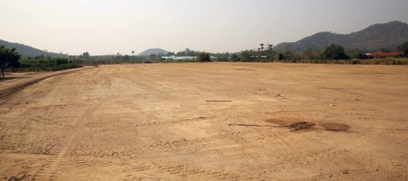  Commercial property in Hua Hin, Thailand No. 6988 3