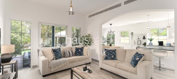 3 bedrooms Villa in Jumeirah Village Triangle, UAE No. 98636 4